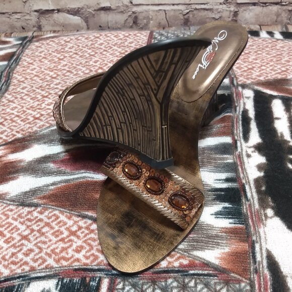 New Wild Rose Gold Wedge Sandals Size 10 - Picture 4 of 6